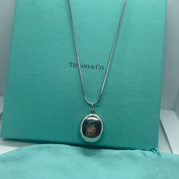 Tiffany & Co Sterling Silver Oval Locket Pendant w/ 17" Snake Chain Necklace - Picture 15 of 15